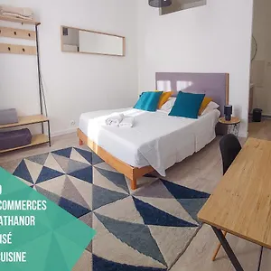 Appartement Artbleu -tout Confort - Idéal Pros - Proche Commerces, Montluçon
